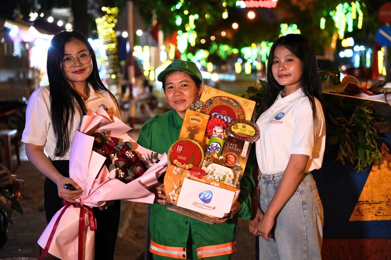 Hình ảnh quy trình đánh giá nền tảng cá cược nghiêm ngặt và toàn diện.